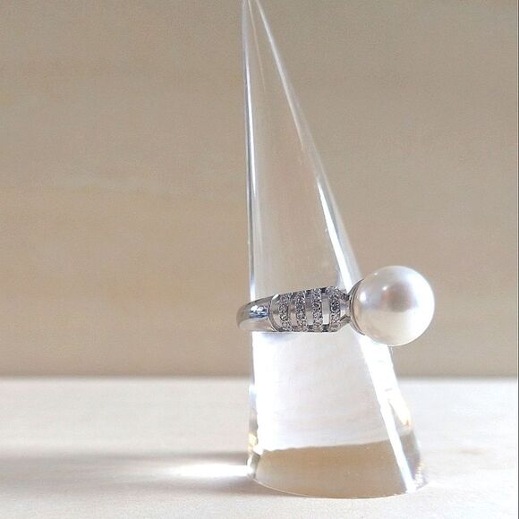 Shell Pearl & Faux Diamond Ring In Sterling Silver - Picture 3 of 9